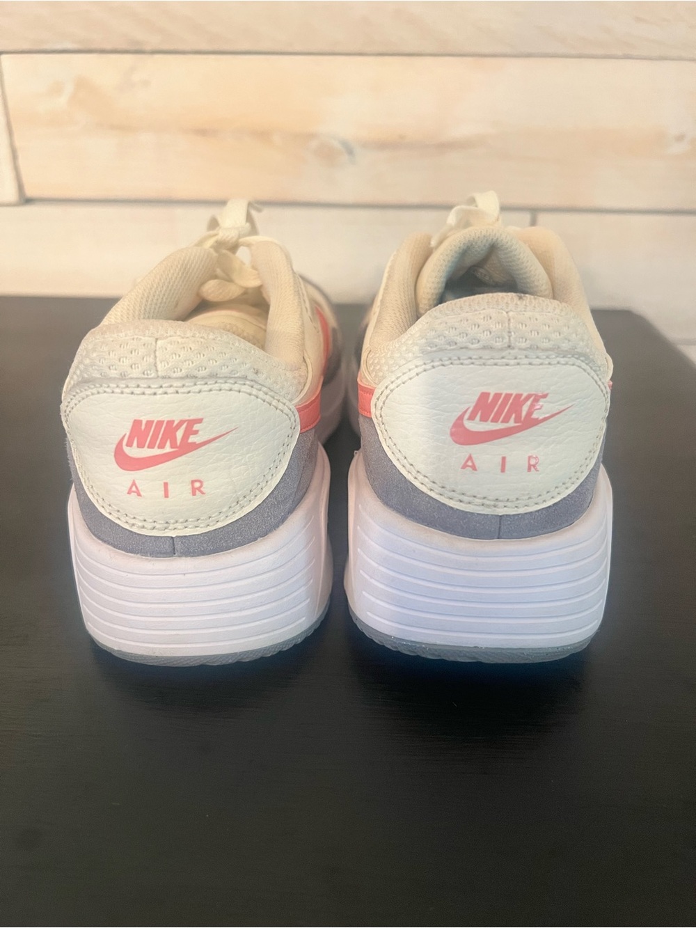 Nike Air Max Trainer in Cream, Gray & Coral Pink - Picture 2 of 3